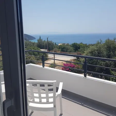 Villa Roberts Dhërmi