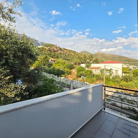 Roberts Villa Dhërmi